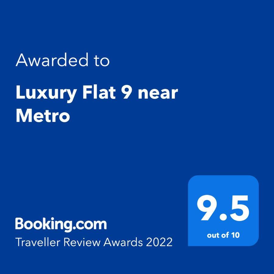 Luxury Flat 9 Near Metro Apartment Bukares Bagian luar foto
