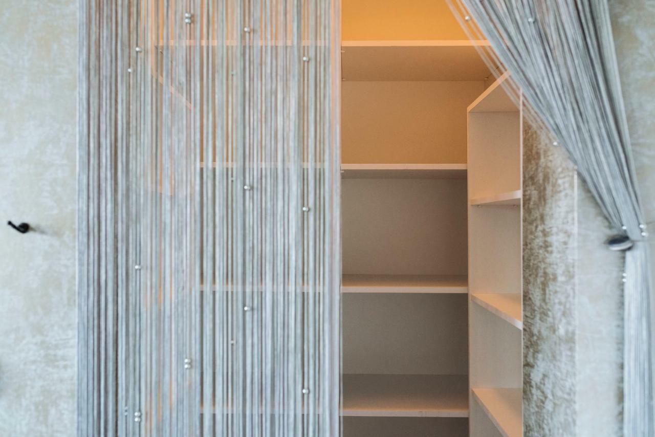 Luxury Flat 9 Near Metro Apartment Bukares Bagian luar foto